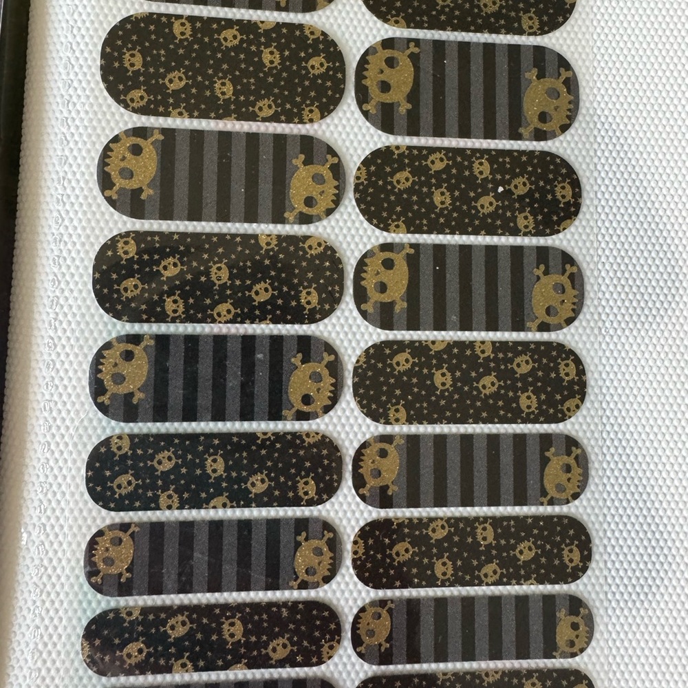Jamberry Black and Gold Nail Tools